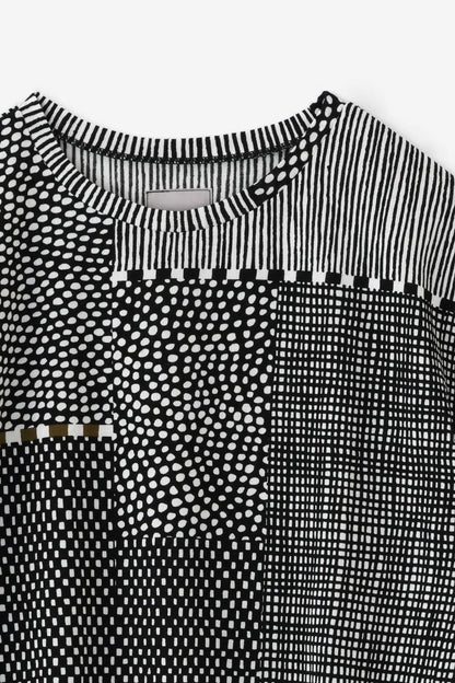 高島縮 40/40 半袖Tシャツ／間がさね（まがさね） 墨黒（すみくろ）に苔（こけ）