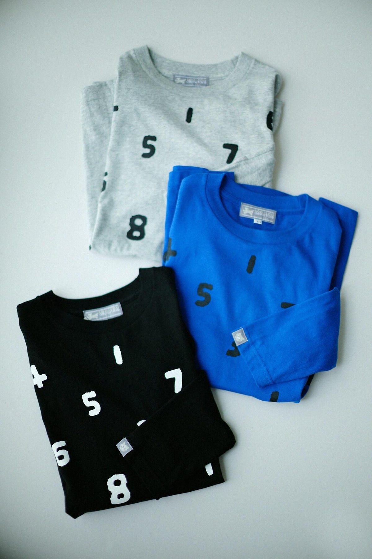 SO-SU-U 長袖Tシャツ [5.6]／ブラック×ホワイト