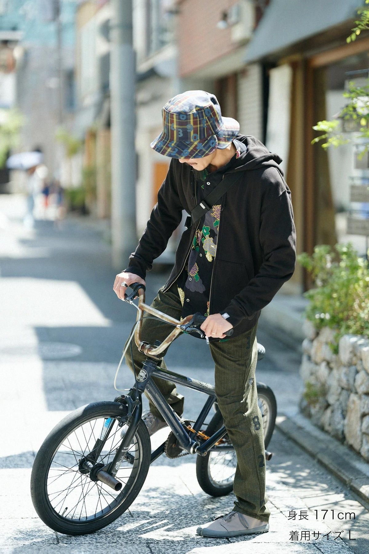 SO-SU-U デポルターレ ZIP UP スウェットパーカー[9.7]／ブラック