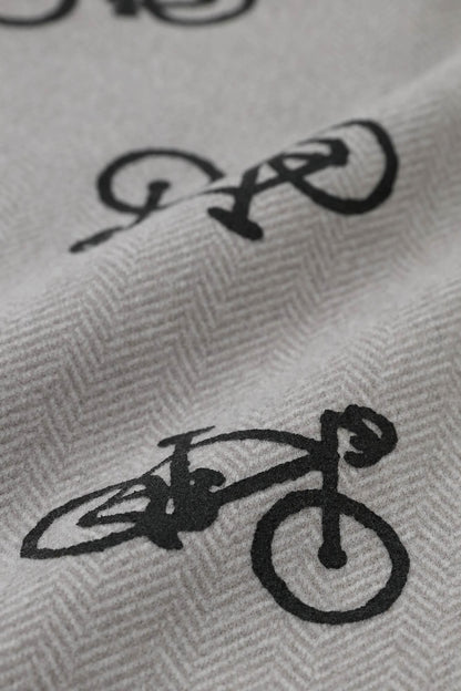 【net限定】ヘリンボーン ジャカールニット BIKEポンチョ／チャリンチャリンあっちこっちと余白（よはく） 銀鼠（ぎんねず）