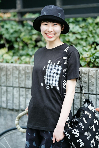 半袖 ポケットTシャツ[5.0]／ブラック×SO-SU-U昆（こん）