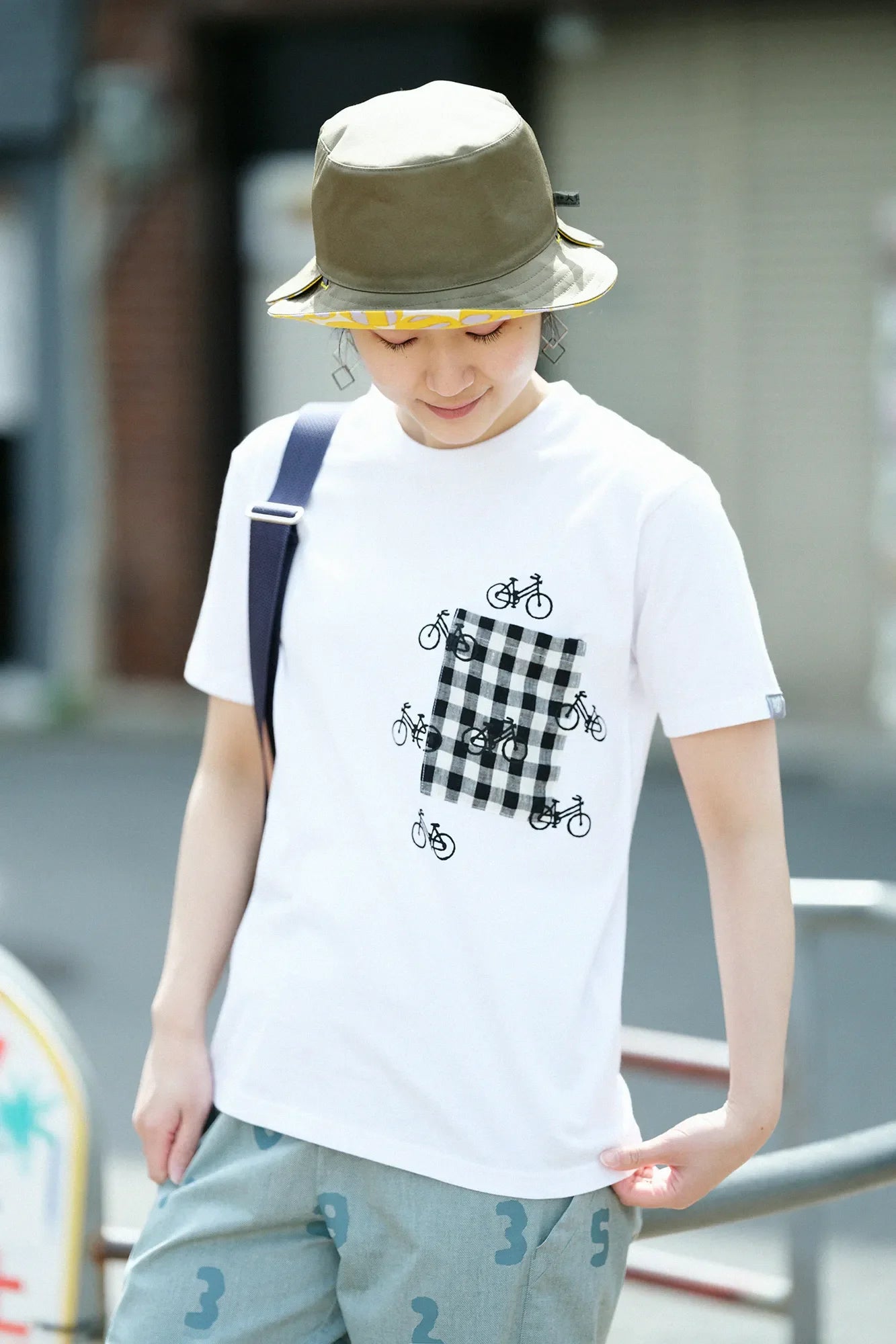 半袖 ポケットTシャツ[5.0]／ホワイト×チャリンチャリン