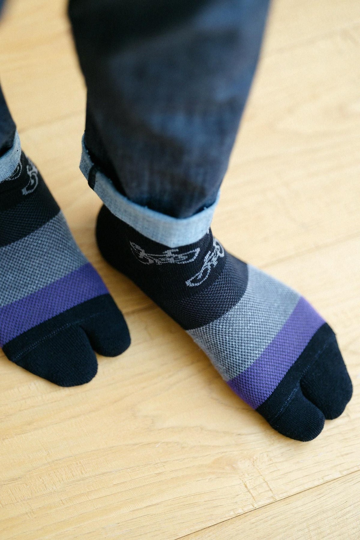 クッションパイル＆メッシュ足袋下（踝丈）／チャリンチャリン 濡羽色（ぬればいろ）