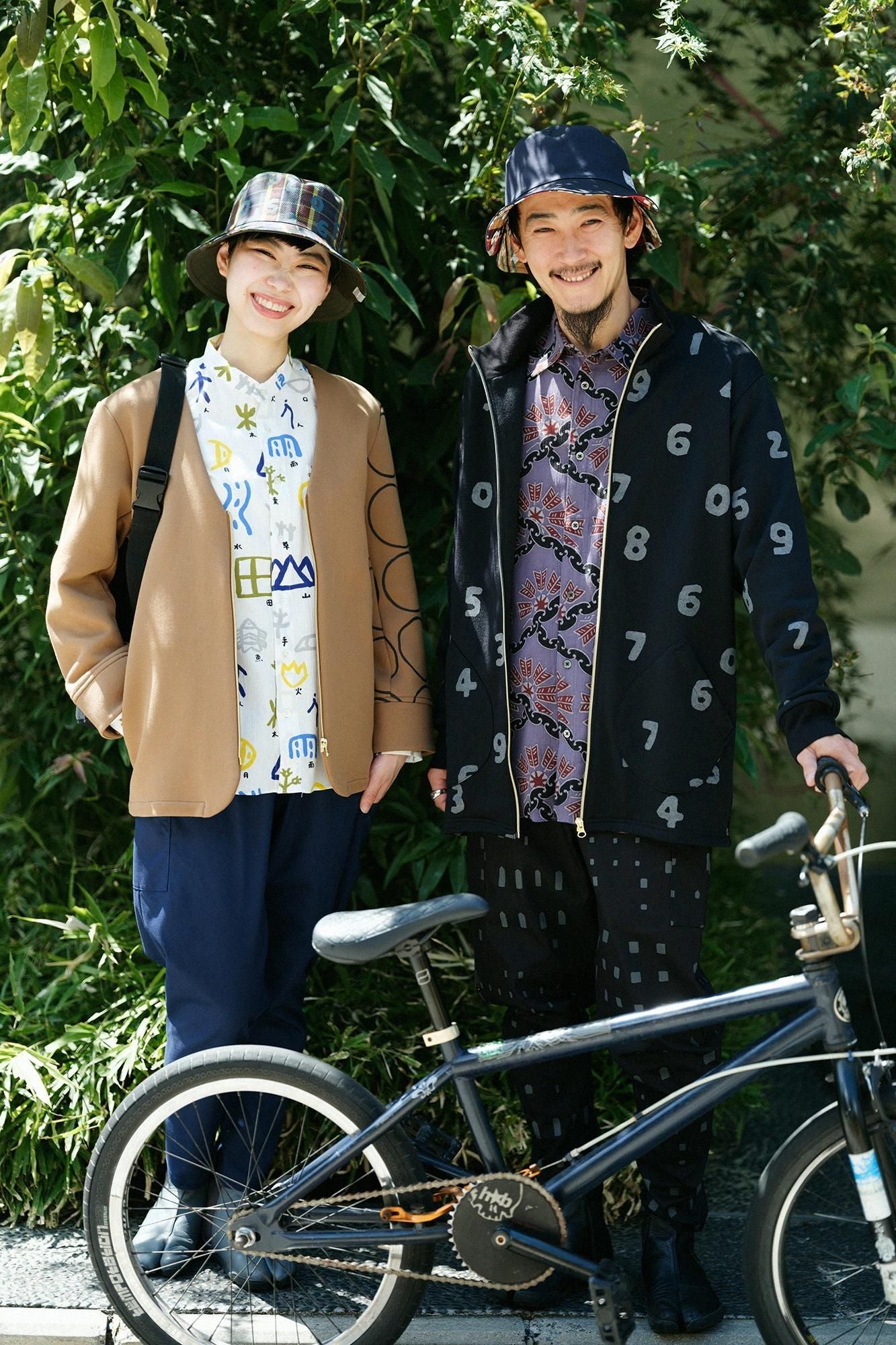高島縮 20/20 シャツ／環繋ぎ矢車文（かんつなぎやぐるまもん） 写し（うつし）