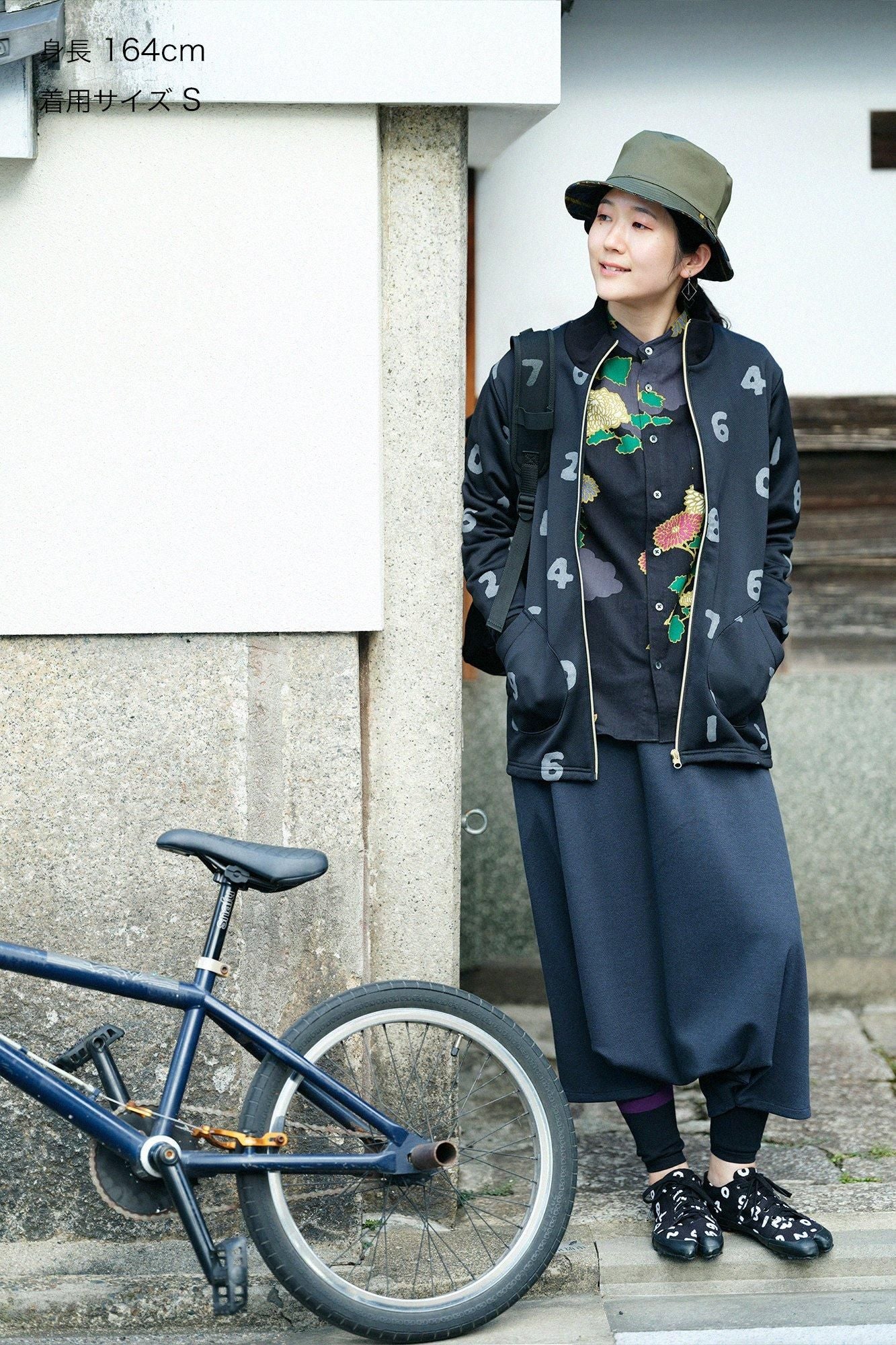 裏毛 ZIP UP BIKEブルゾン／SO-SU-U 濡羽色（ぬればいろ）