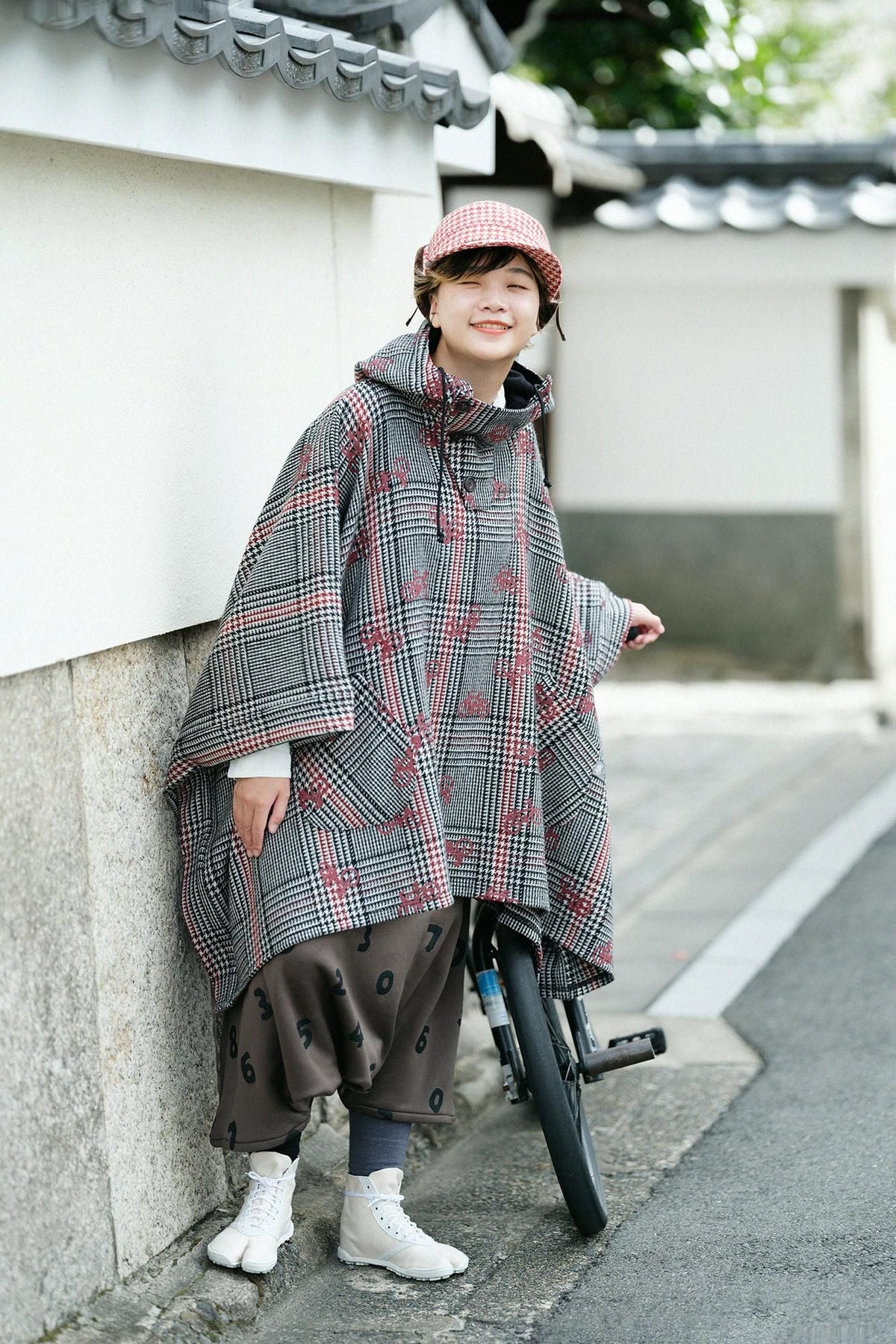 ネップツイード ボア BIKE CAP／レッドチェック×SO-SU-U