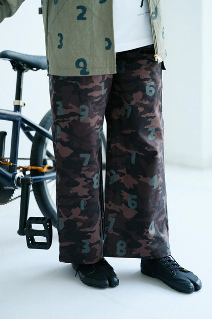 【net限定】コットンキャンバス カーゴパンツ／camo SO-SU-U 銀煤竹（ぎんすすたけ）