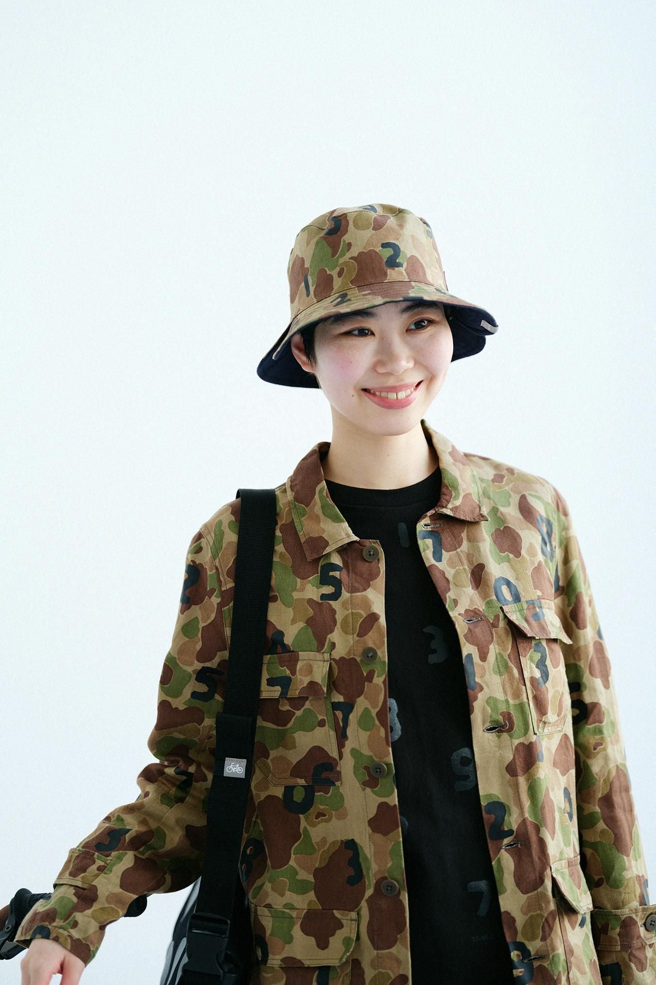 リネンツイル リバーシブル BIKE HAT／duck hunter camo SO-SU-U 空五倍子色（うつふしいろ）