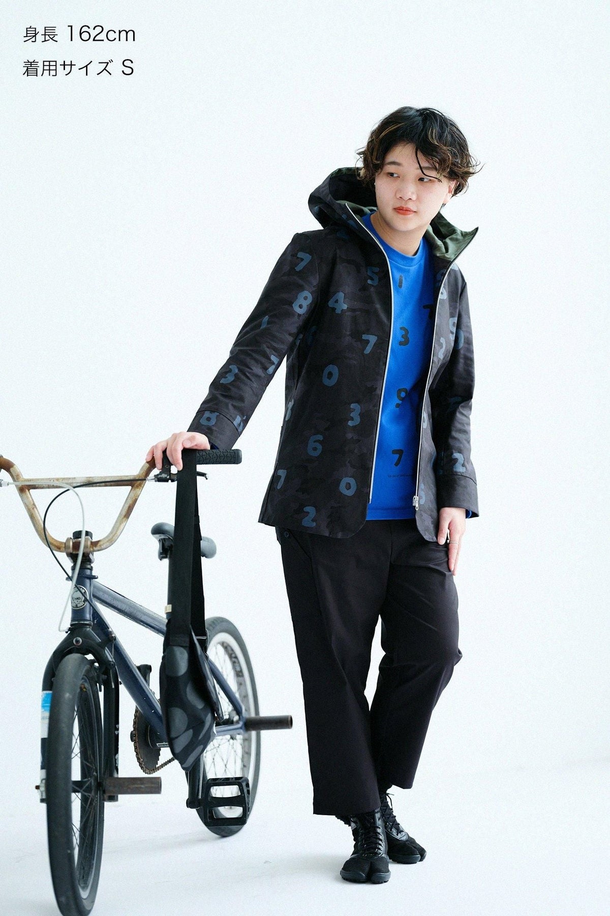 コットンキャンバス ZIP UP フードジャケット／camo SO-SU-U 墨黒（すみくろ）▲