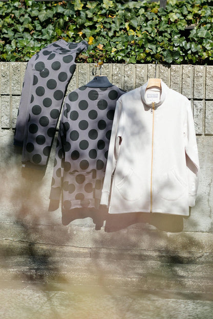 【net限定】ラッチパイルニット ZIP UP BIKEブルゾン／グレー×KPD