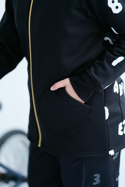 ラッチパイルニット ZIP UP BIKEブルゾン／ブラック×SO-SU-U