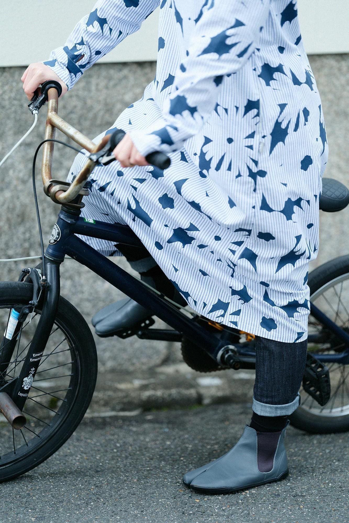 綿和紙 BIKEワンピース／おおらか 水色鼠間道（みずいろねずかんとう）