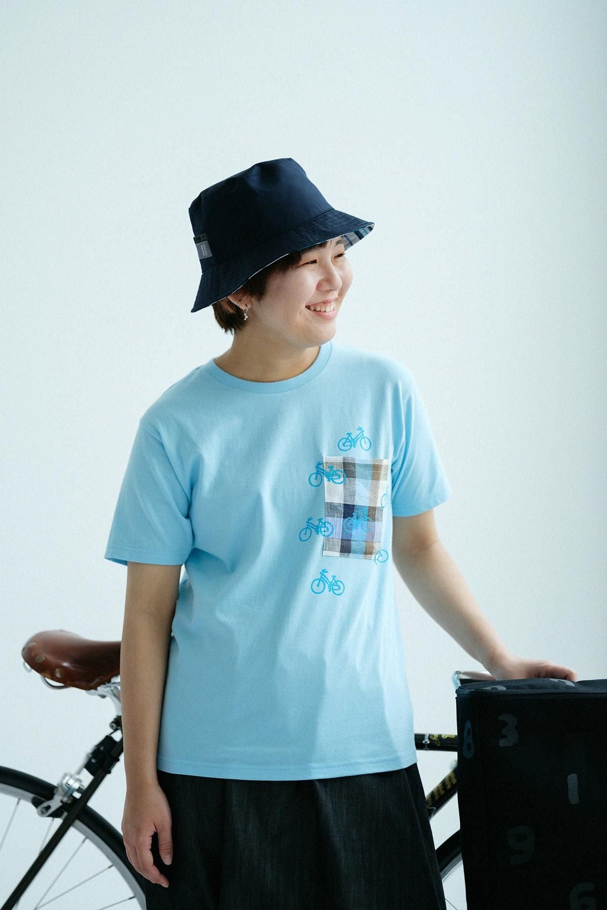 半袖 ポケットTシャツ[5.0]／ライトブルー×チャリンチャリン