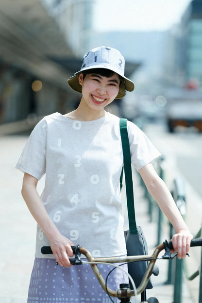 サテンストライプ リバーシブル BIKE HAT／SO-SU-U 灰青（はいあお）