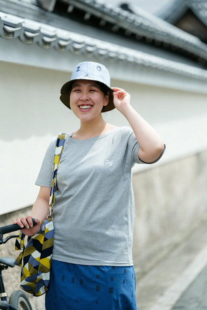サテンストライプ リバーシブル BIKE HAT／SO-SU-U 灰青（はいあお）