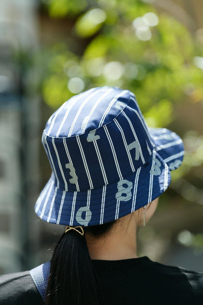 サテンストライプ リバーシブル BIKE HAT／SO-SU-U 留紺（とめこん）