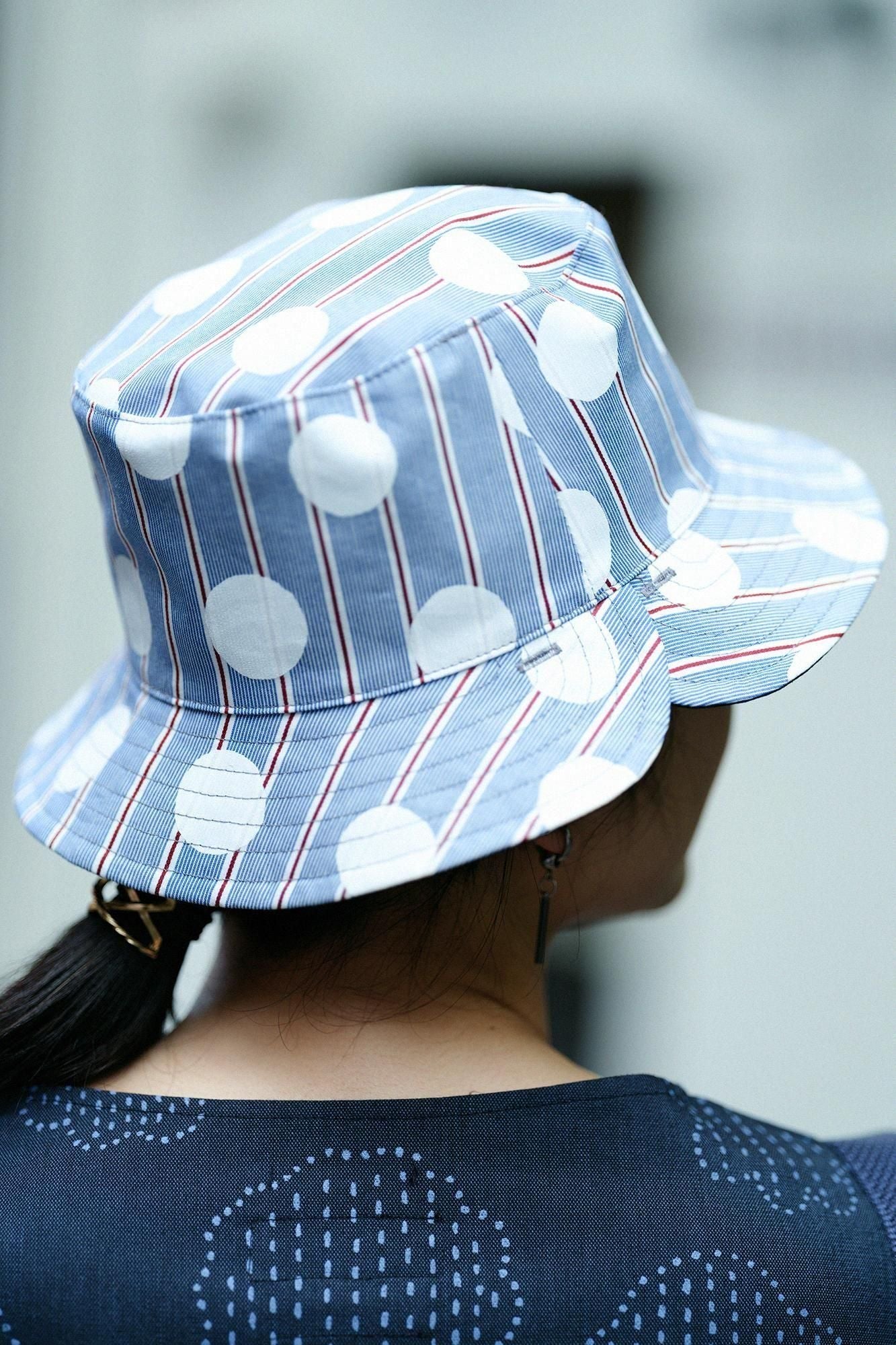 サテンストライプ リバーシブル BIKE HAT／すいぎょく 紺青（こんじょう）