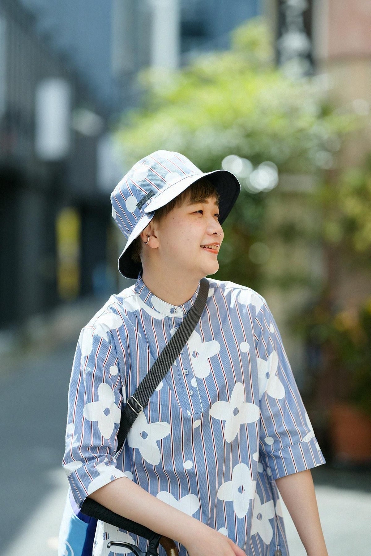 サテンストライプ リバーシブル BIKE HAT／すいぎょく 紺青（こんじょう）