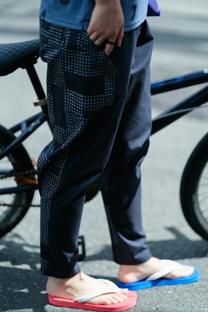 【net限定】綿×クールマックス(R) BIKEジョードプル／ダークネイビー×影（かげ）