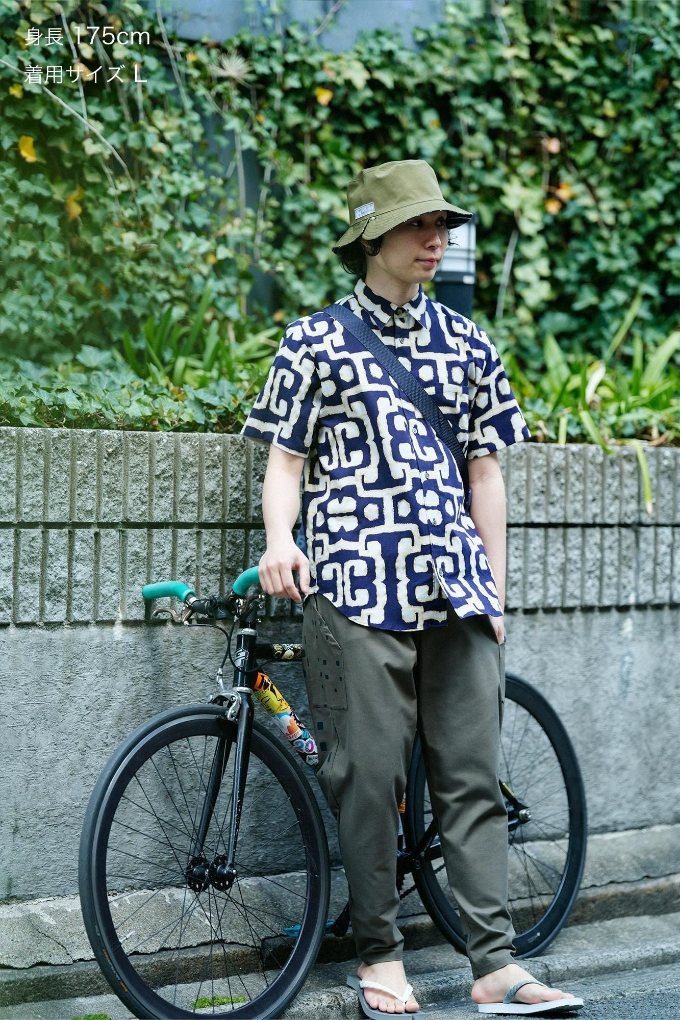 【net限定】綿×クールマックス(R) BIKEジョードプル／オリーブ×窓（まど）