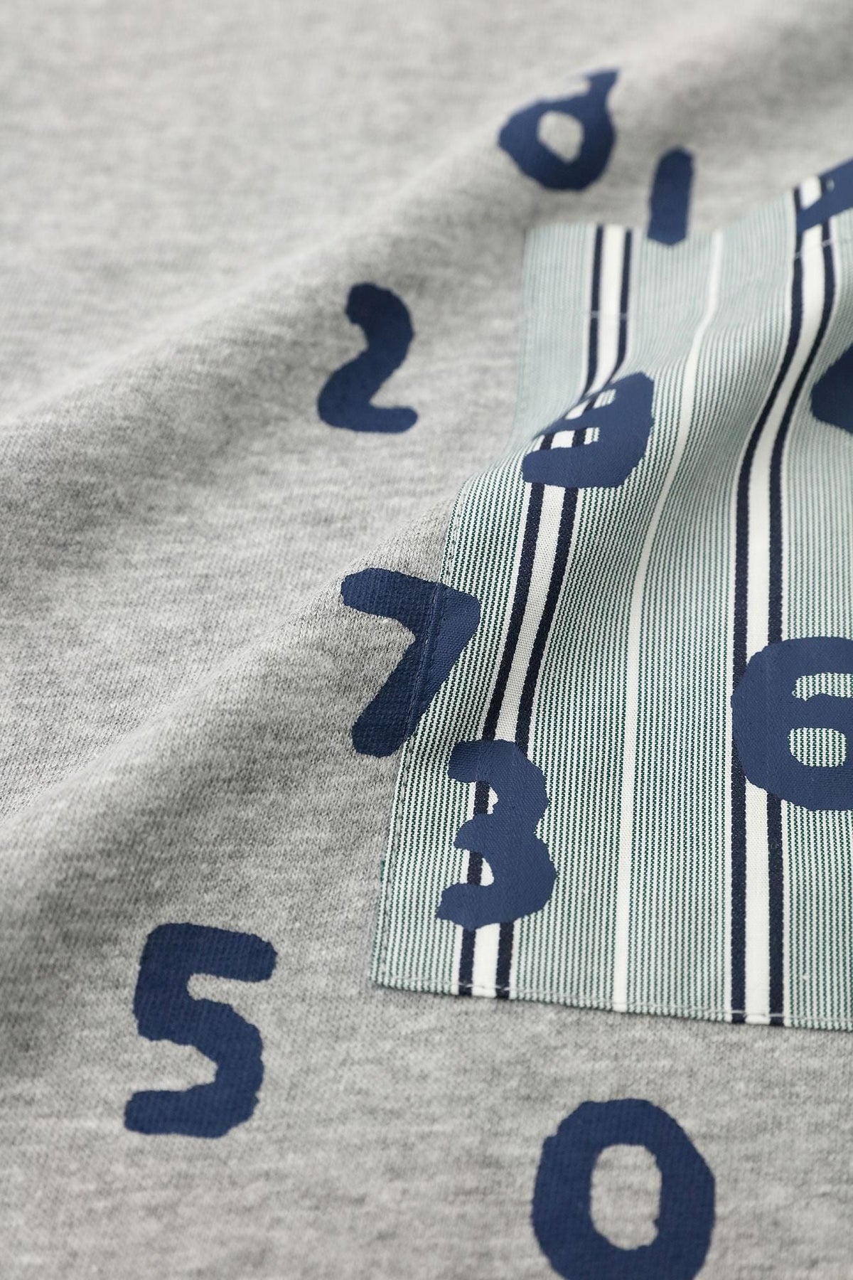 【net限定】半袖 ポケットTシャツ[5.0]／ヘザーグレー×SO-SU-U昆（こん）2