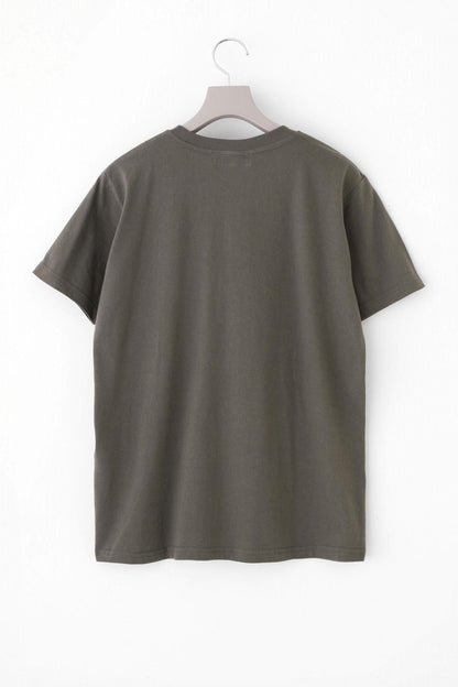 【net限定】半袖 ポケットTシャツ[5.0]／チャコール×SO-SU-U昆（こん）2