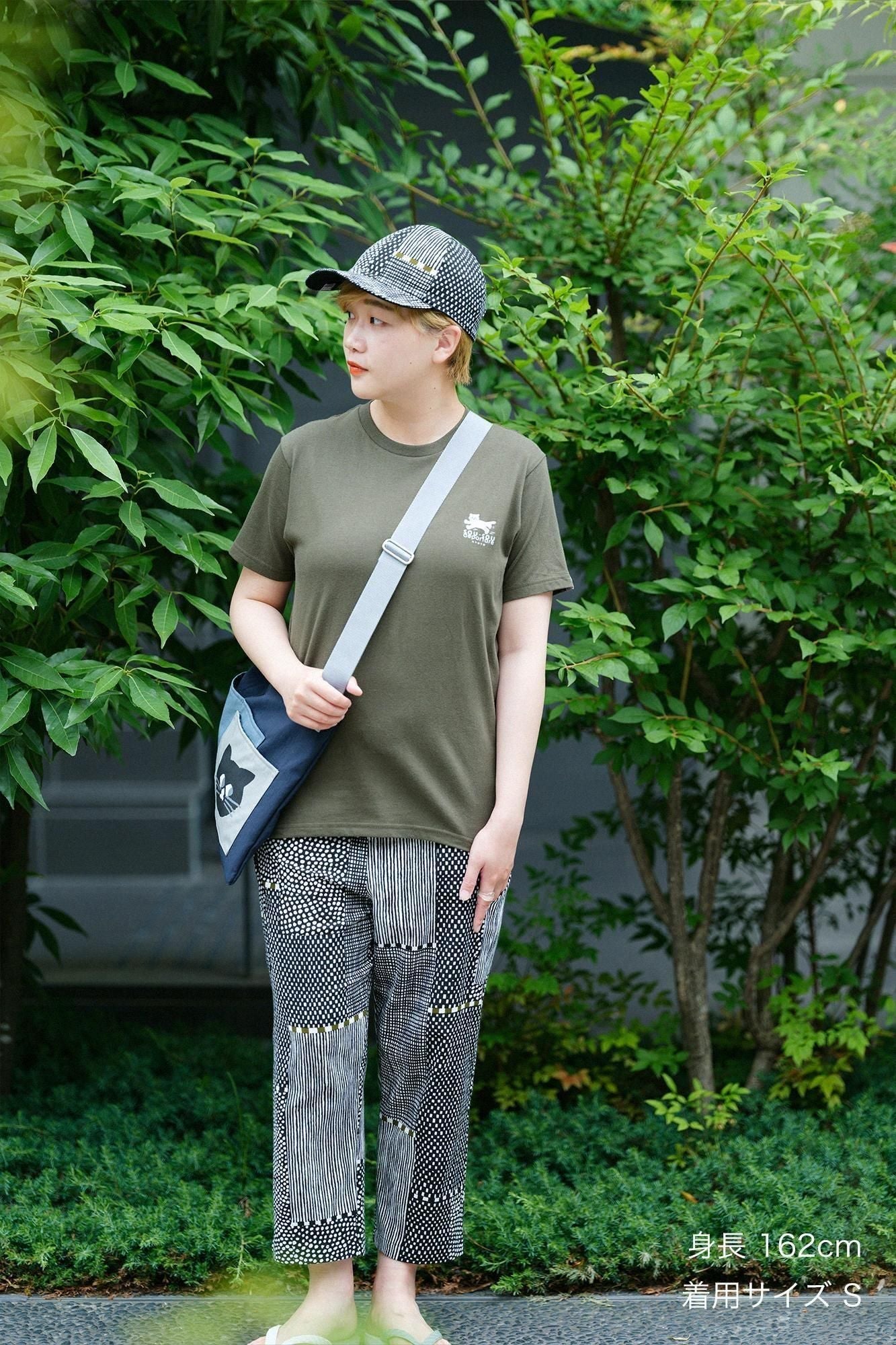 ねこ 半袖Tシャツ[5.0]／アーミーグリーン