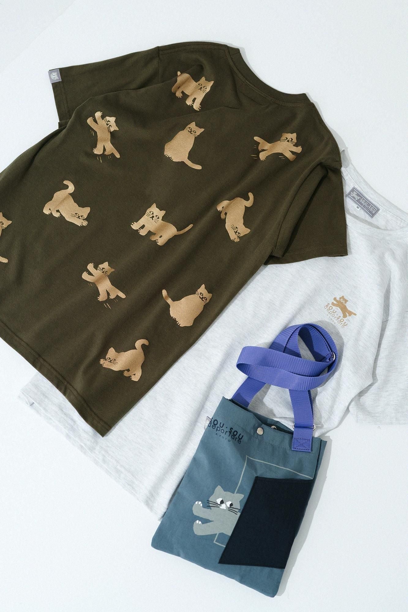 ねこ 半袖Tシャツ[5.0]／アーミーグリーン