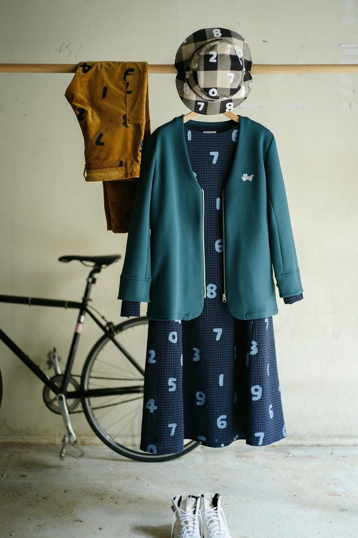 ヘビーツイルチェック リバーシブル BIKE HAT／SO-SU-U アイボリー