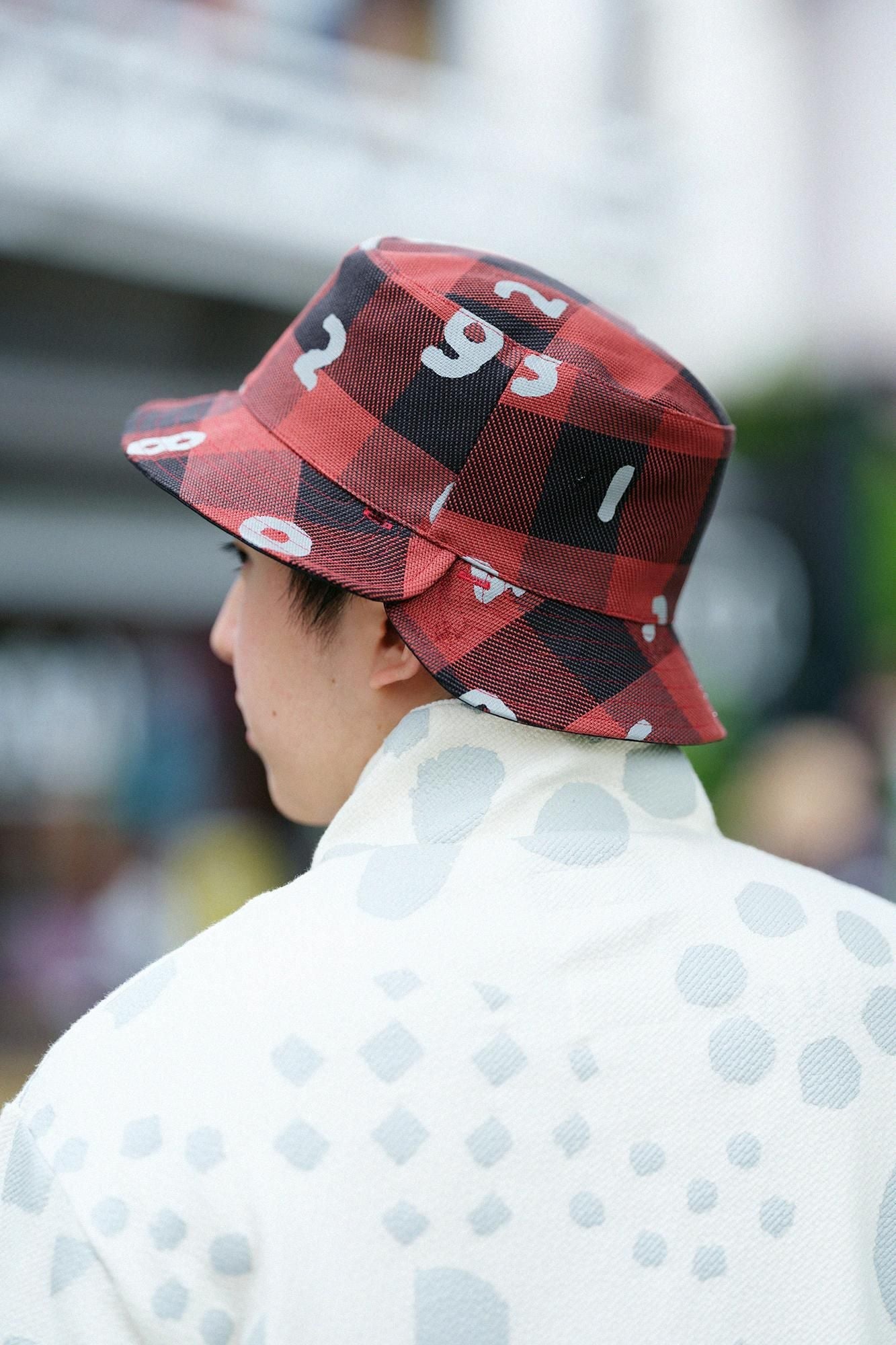 ヘビーツイルチェック リバーシブル BIKE HAT／SO-SU-U レッド
