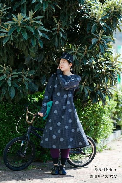ウールサッカー BIKEワンピース／すいぎょくマーラ グレーブラックチェック