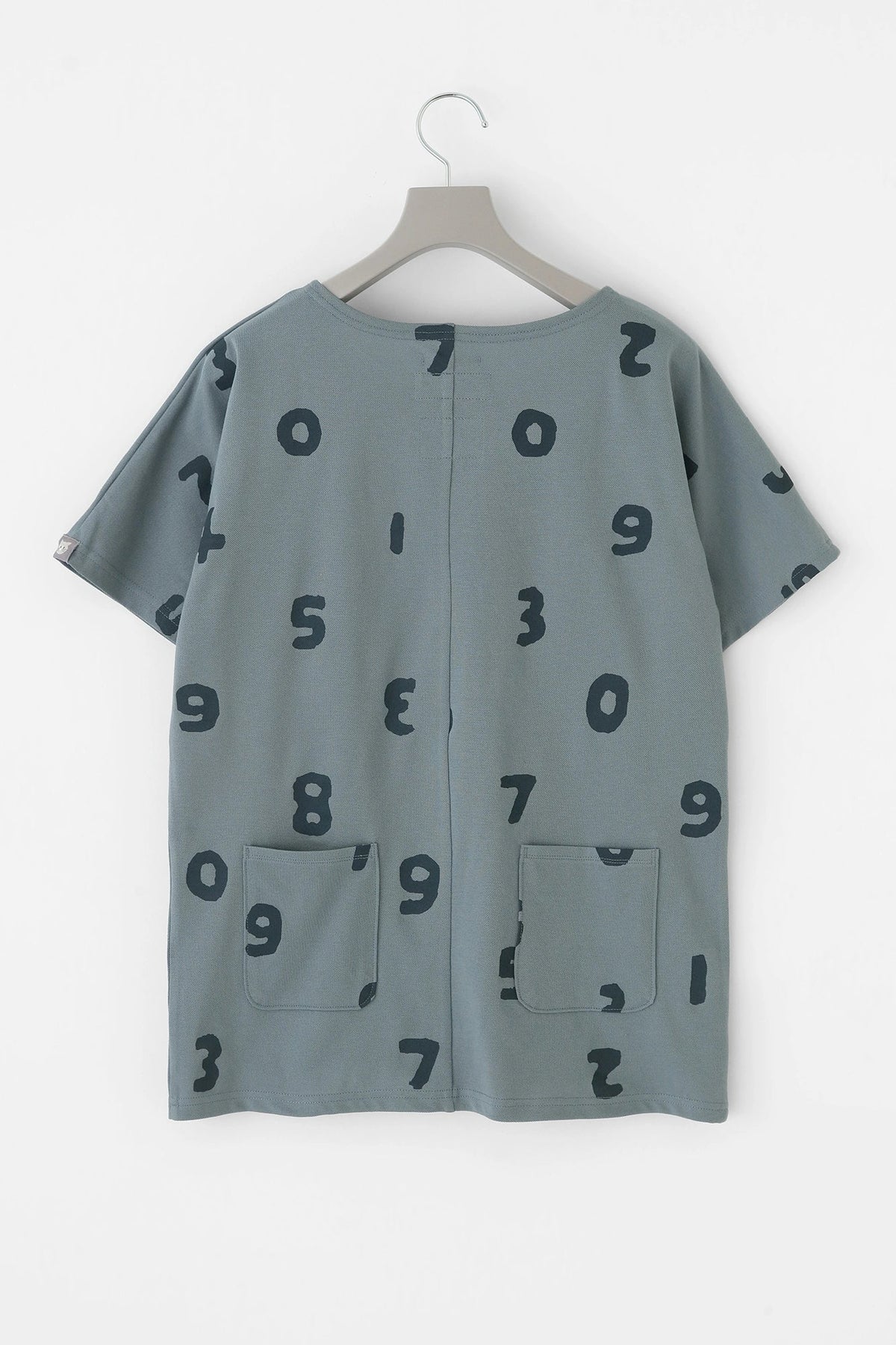 C/CM(R) カノコニット 型ぬきTシャツ／SO-SU-U 上下（しょうか）と余白（よはく） スチールブルー