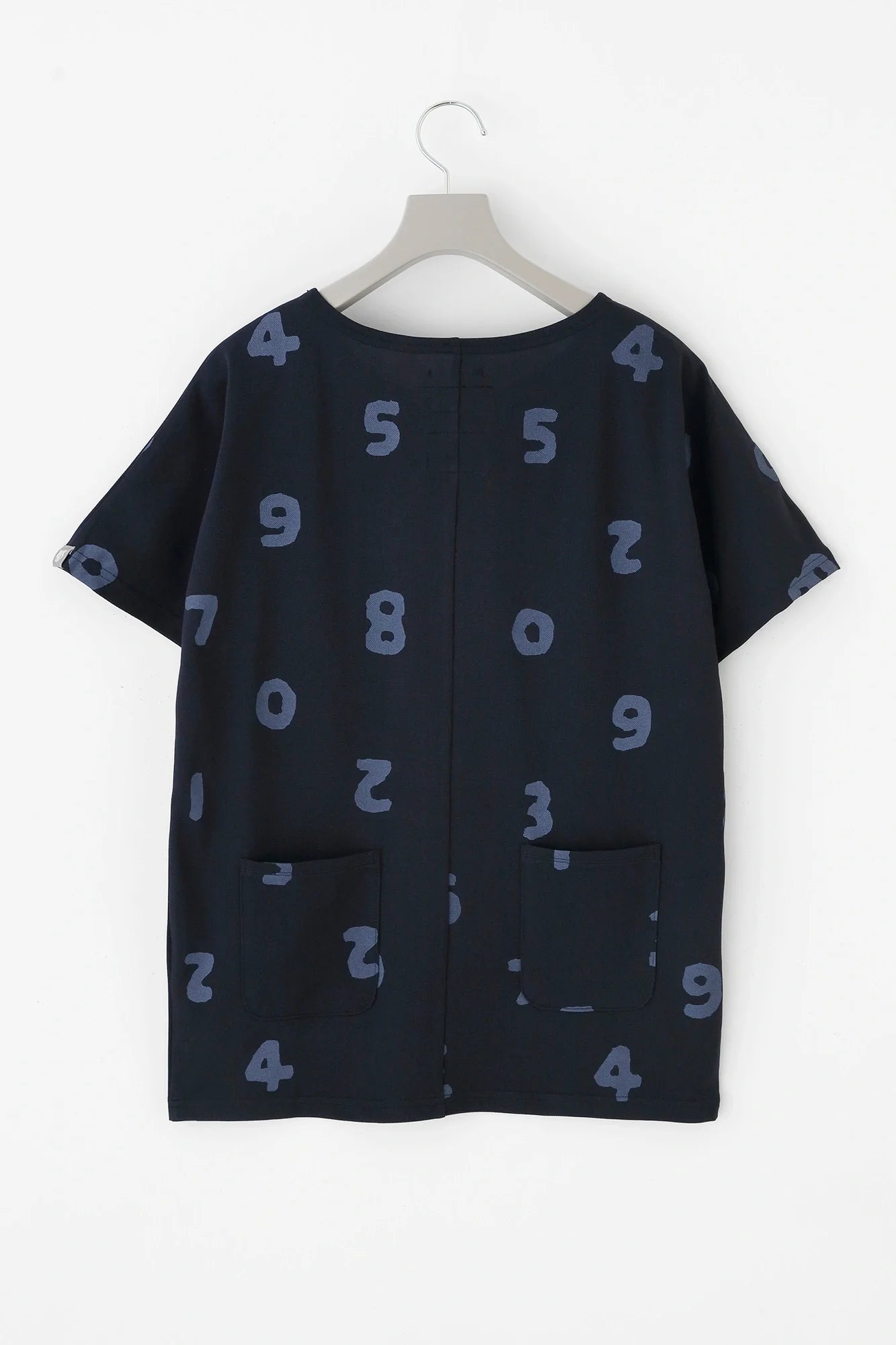 C/CM(R) カノコニット 型ぬきTシャツ／SO-SU-U 上下（しょうか）と余白（よはく） ネイビー
