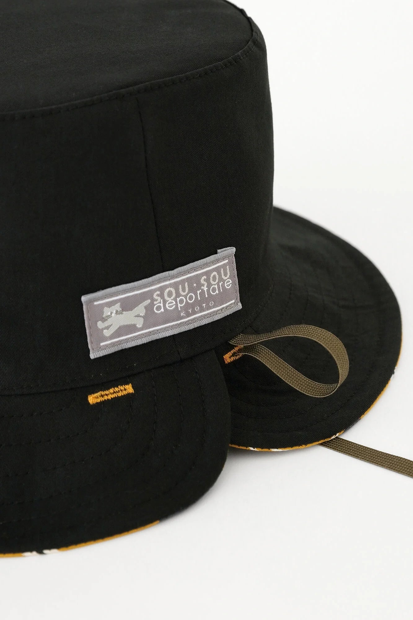サテンストライプ リバーシブル BIKE HAT／すいぎょく 山吹茶（やまぶきちゃ）