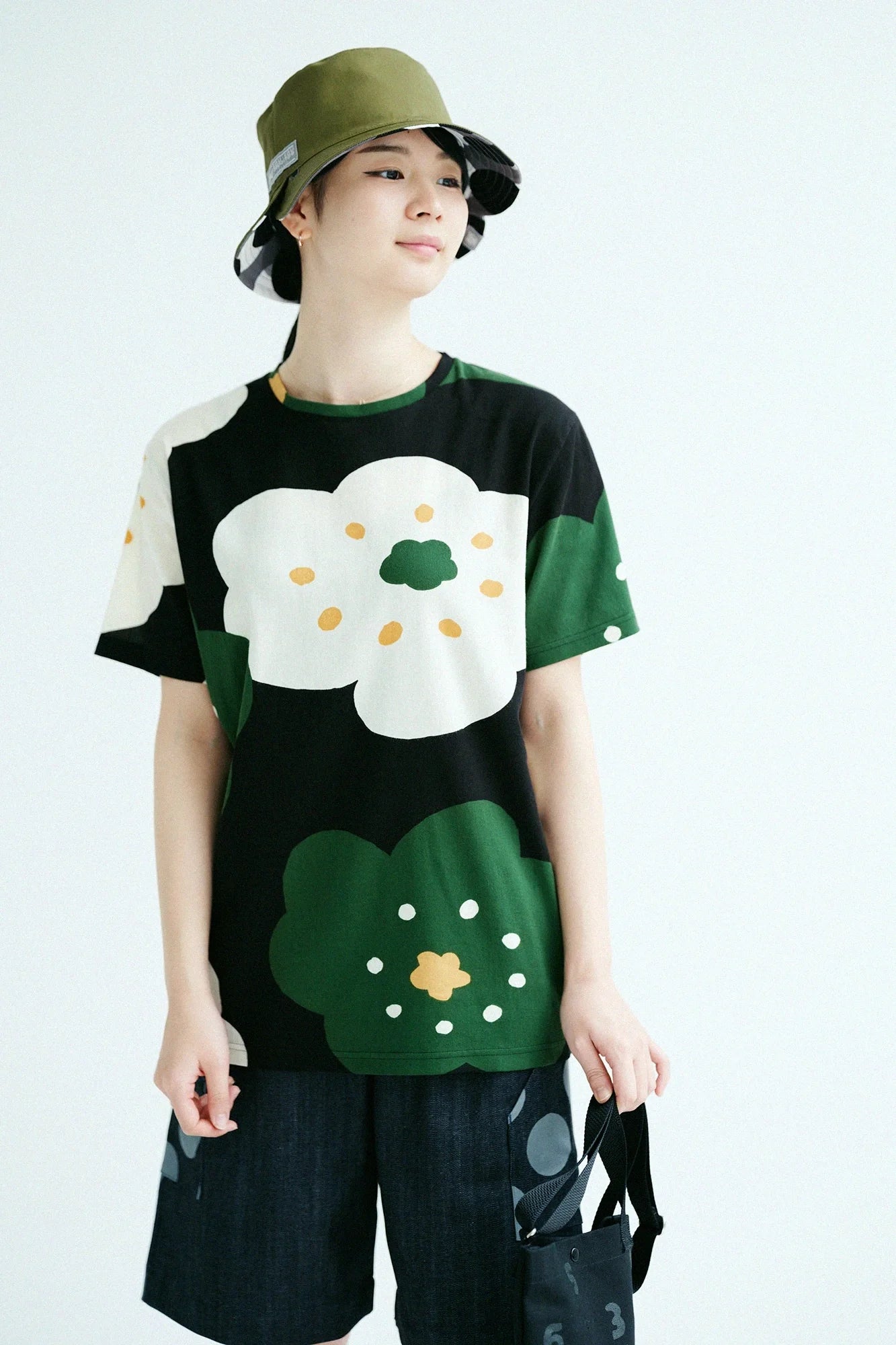 高島縮 40/40 半袖Tシャツ／ほほえみ 濡羽色（ぬればいろ）