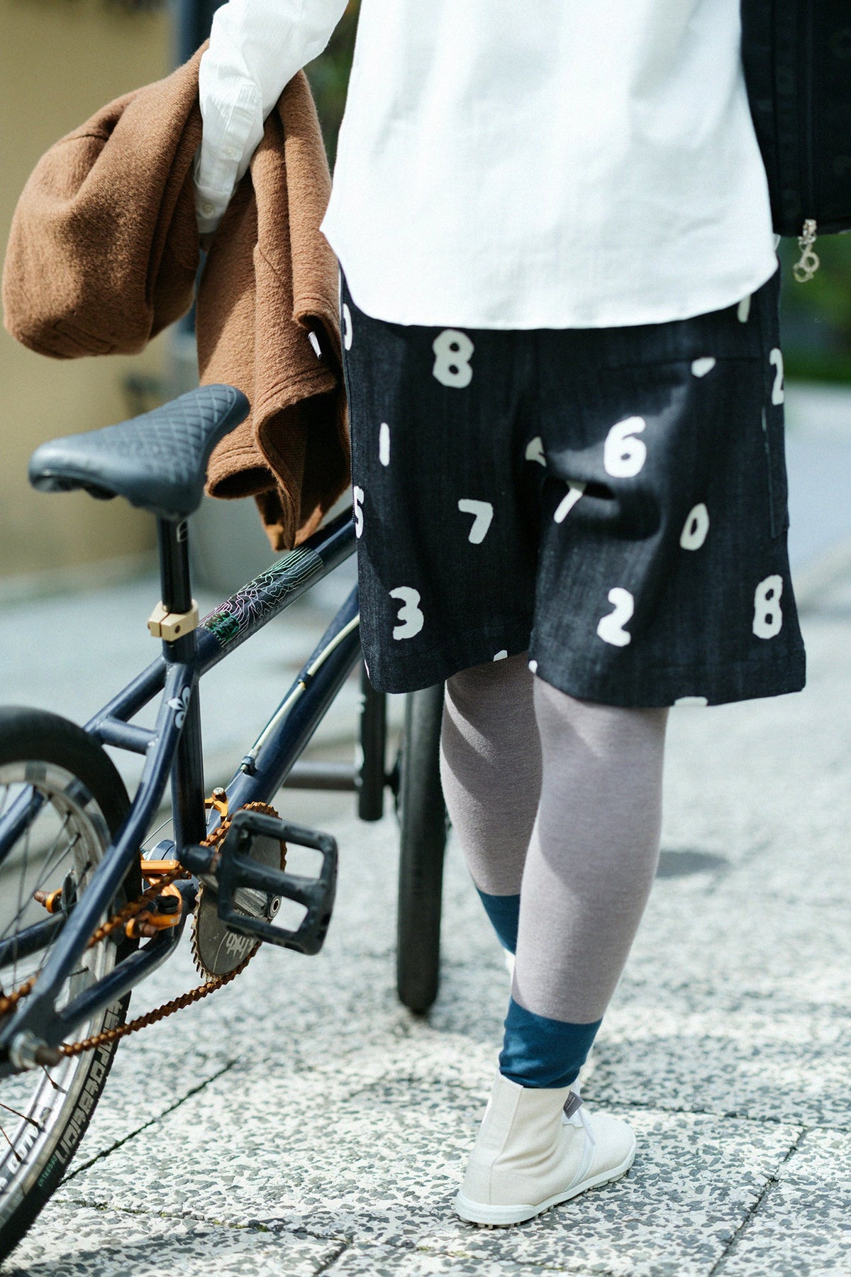 ストレッチデニム BIKEショーツ／インディゴ×SO-SU-U