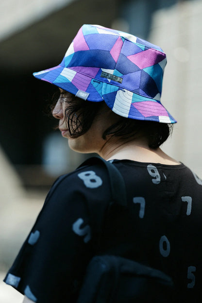 ストレッチツイル リバーシブル BIKE HAT／たがいちがい▲