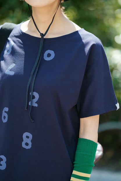 C/CM(R) カノコニット 型ぬきTシャツ／SO-SU-U 上下（しょうか）と余白（よはく） ネイビー