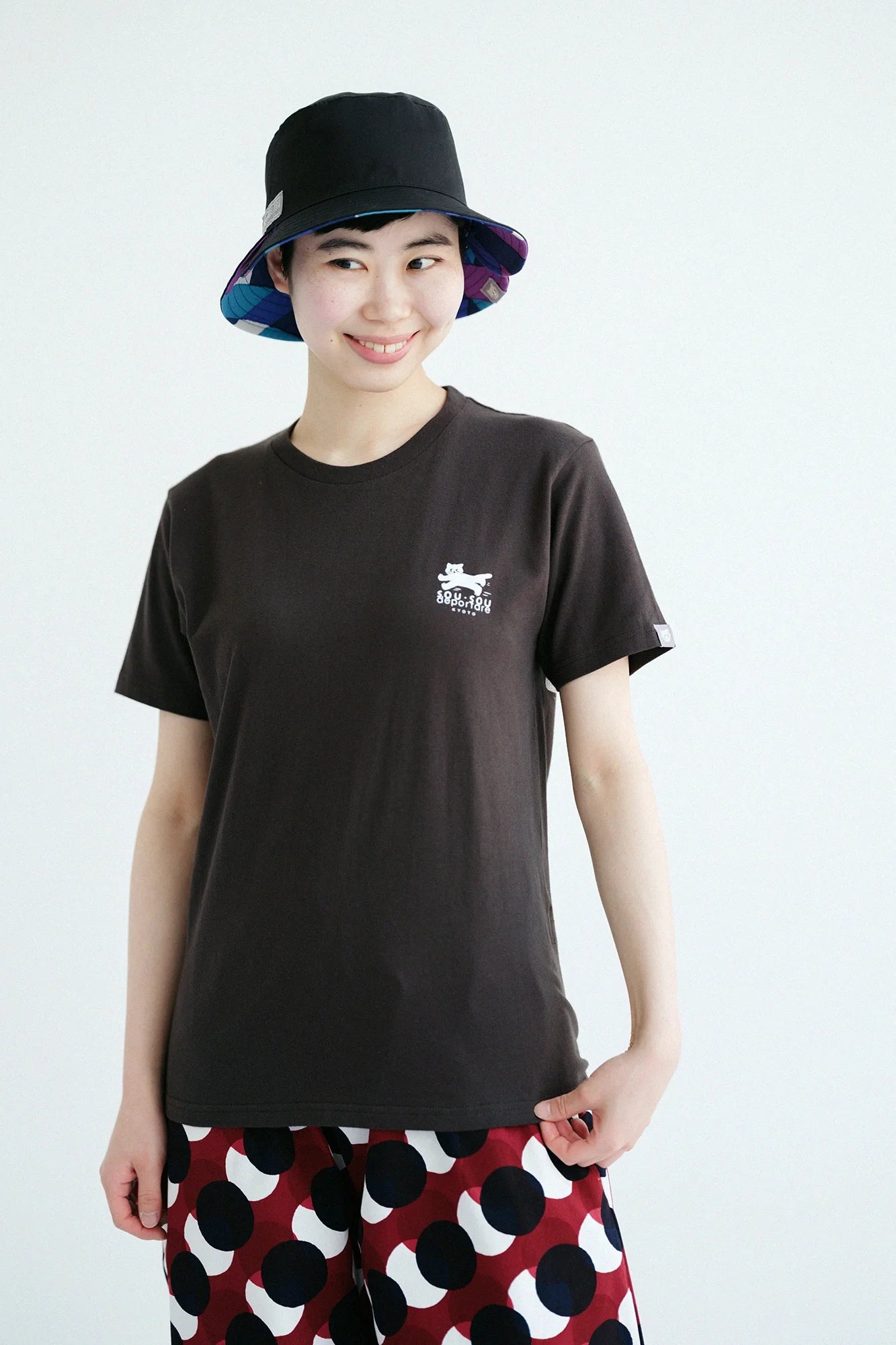 ねこ 半袖Tシャツ[5.0]／スモークブラック