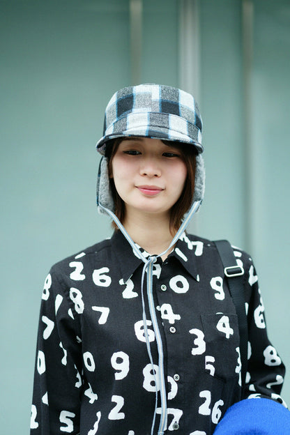 ウールチェック ボア BIKE CAP／ブルーブラック×SO-SU-U